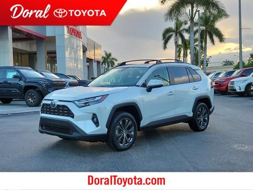 2023 Toyota RAV4 Hybrid XLE Premium