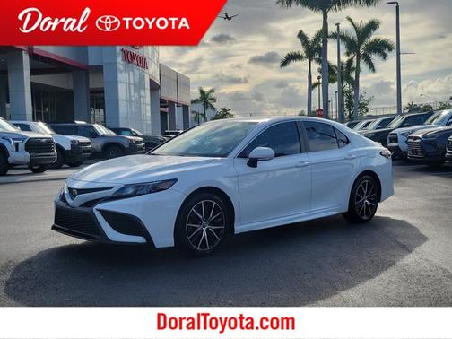2023 Toyota Camry SE