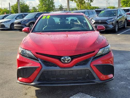 2022 Toyota Camry SE