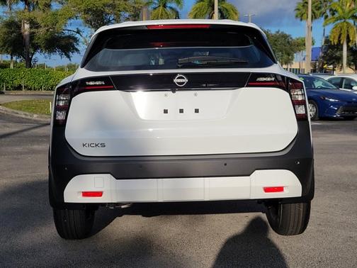 2026 Nissan Kicks S