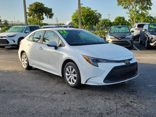 2022 Toyota Corolla LE