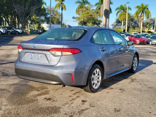 2025 Toyota Corolla Hybrid LE