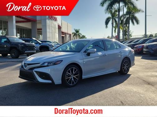 2023 Toyota Camry SE