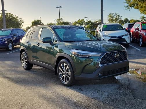 2023 Toyota Corolla Cross XLE
