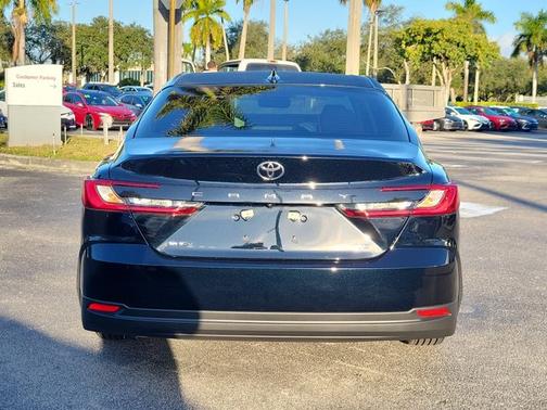 2025 Toyota Camry XLE