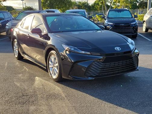 2025 Toyota Camry XLE