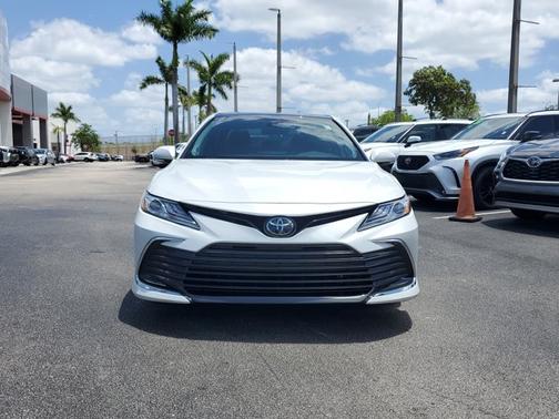 2024 Toyota Camry XLE