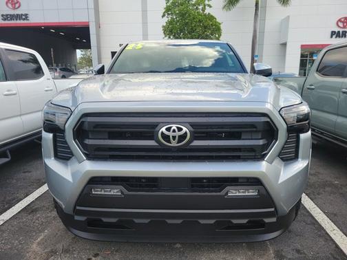 2025 Toyota Tacoma SR5