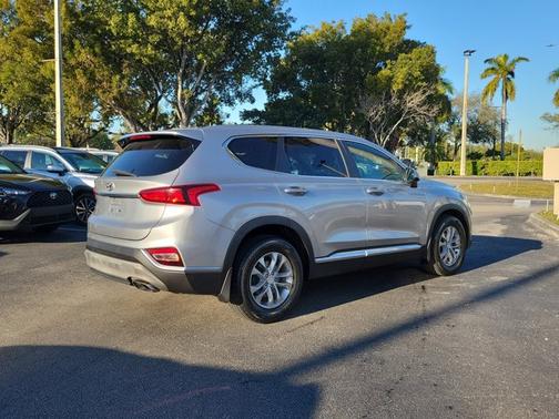 2020 Hyundai SANTA FE SE 2.4