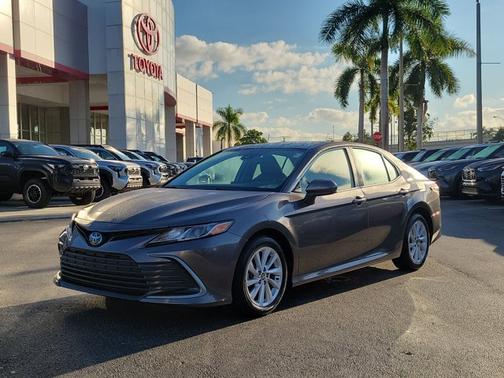 2024 Toyota Camry LE