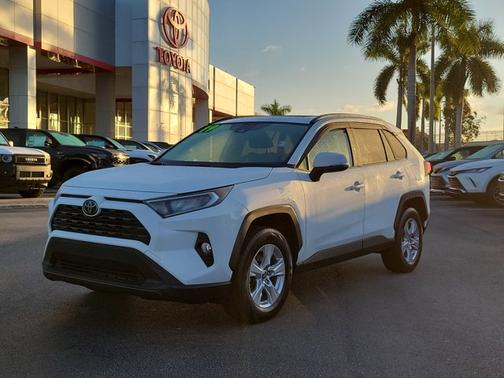 2019 Toyota RAV4 XLE