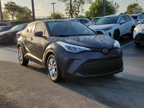 2021 Toyota C-HR XLE