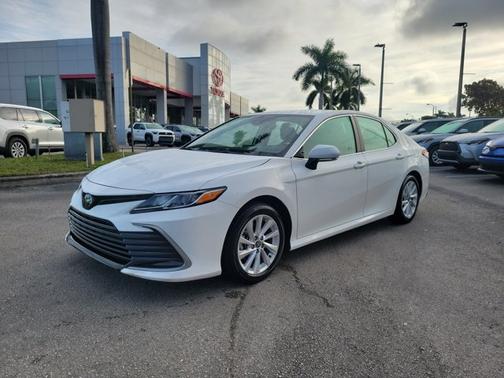 2024 Toyota Camry LE