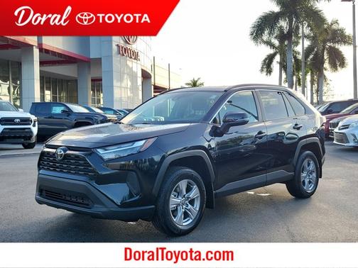 2025 Toyota RAV4 XLE