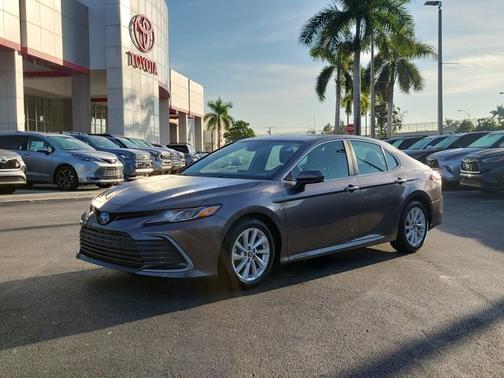2023 Toyota Camry LE