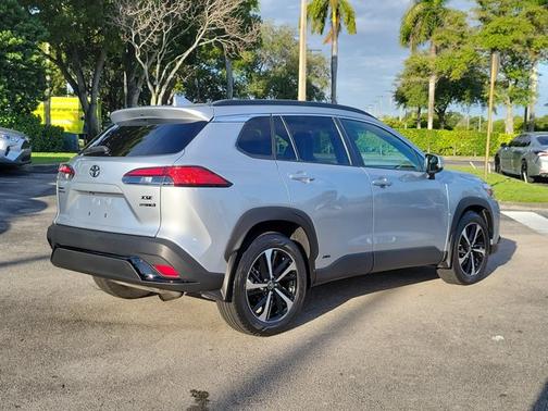 2023 Toyota Corolla Cross Hybrid XSE
