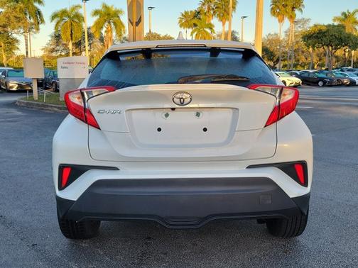 2019 Toyota C-HR LE
