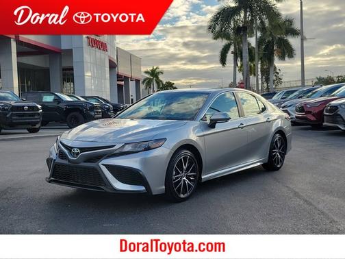 2024 Toyota Camry SE