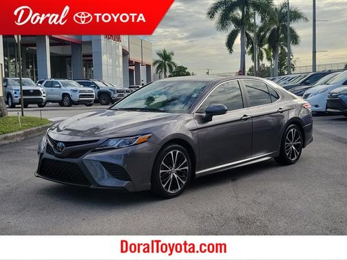 2020 Toyota Camry SE Nightshade