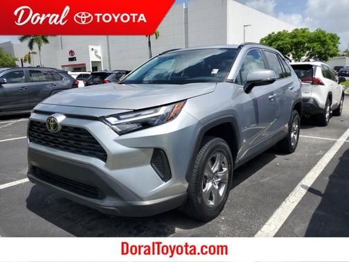 2022 Toyota RAV4 XLE