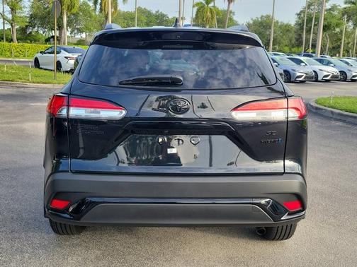 2023 Toyota Corolla Cross Hybrid XSE