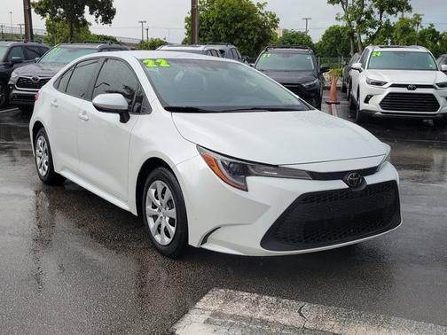 2022 Toyota Corolla LE