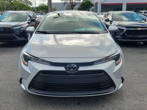 Classic Silver Metallic 2024 Toyota Corolla LE
