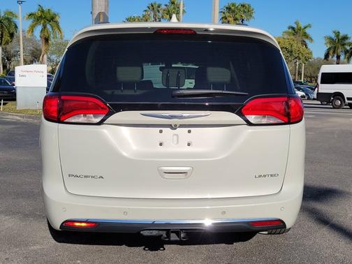 2019 Chrysler Pacifica Limited