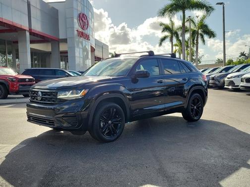 2023 Volkswagen Atlas Cross Sport 2.0T SEL R-Line Black