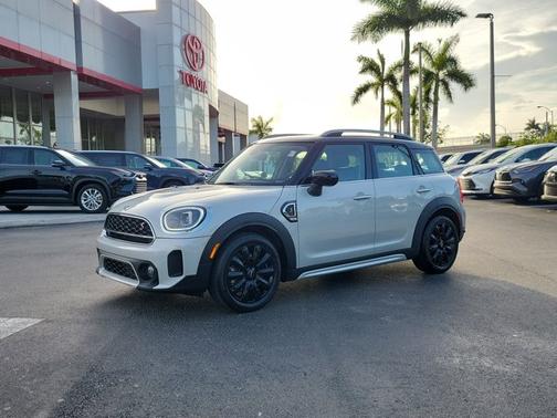 2023 MINI Countryman Cooper S