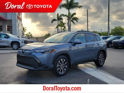 2023 Toyota Corolla Cross Hybrid SE