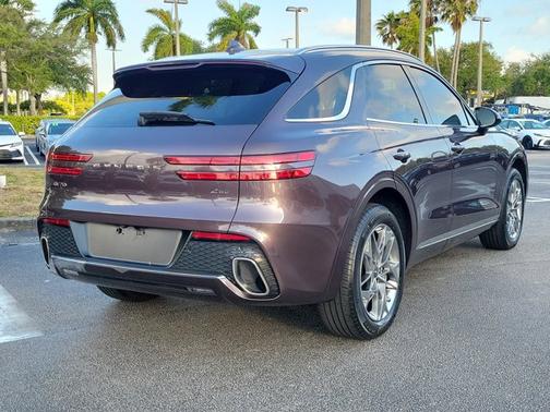 2023 Genesis GV70 2.5T