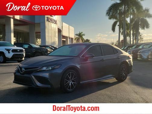 2023 Toyota Camry SE
