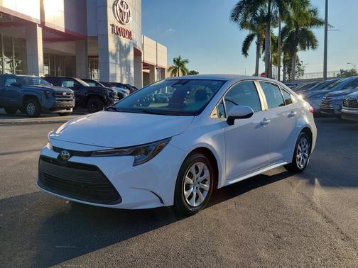 2024 Toyota Corolla LE