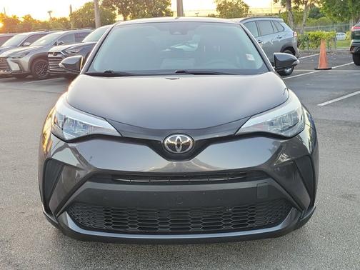 2021 Toyota C-HR LE