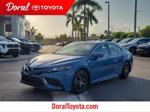 2023 Toyota Camry SE