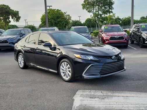 2024 Toyota Camry LE