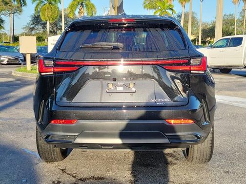 2024 Lexus NX 350h Premium