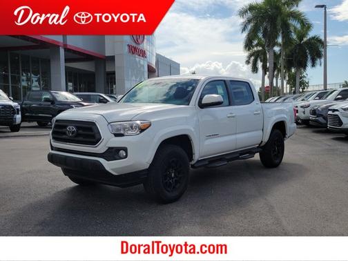 White 2022 Toyota Tacoma SR5