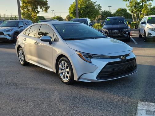 2023 Toyota Corolla LE