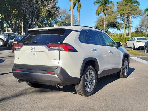 2020 Toyota RAV4 Limited