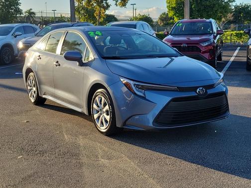 2024 Toyota Corolla Hybrid LE