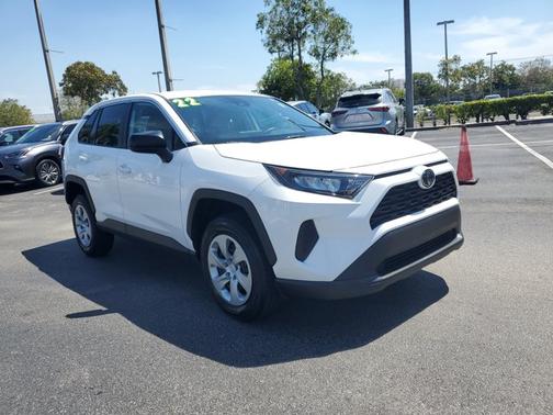 2022 Toyota RAV4 LE