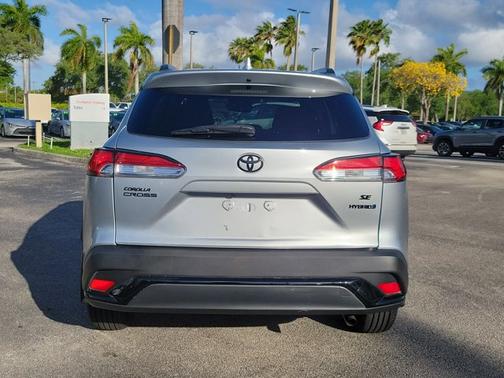 Silver 2024 Toyota Corolla Cross Hybrid SE