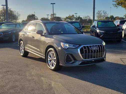 2025 Audi Q3 S line Premium