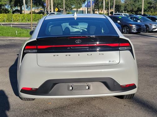 2024 Toyota Prius LE