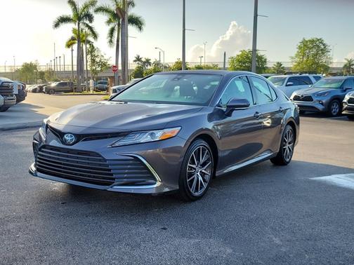 2023 Toyota Camry XLE