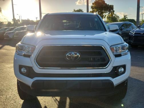 2022 Toyota Tacoma SR5