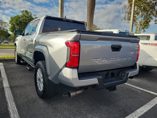 2024 Toyota Tacoma SR5