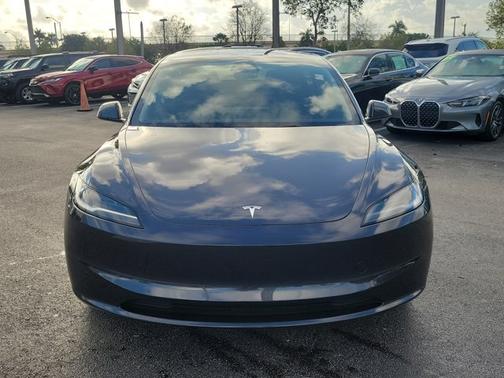2025 Tesla Model 3 Long Range